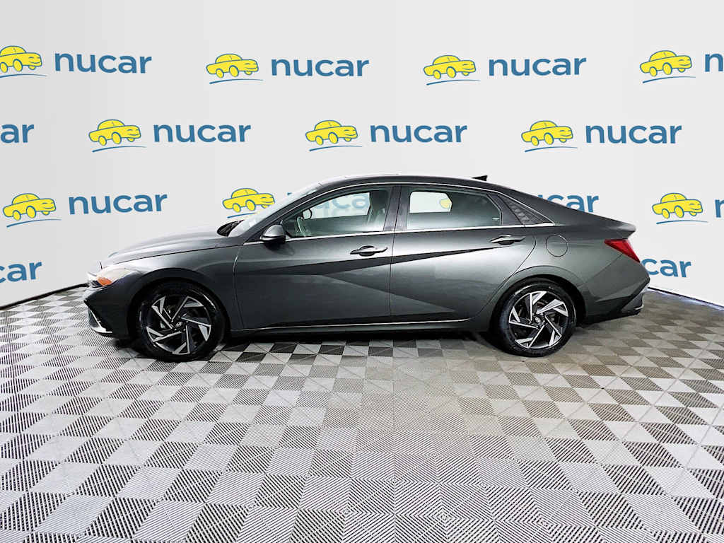 2024 Hyundai Elantra — photo 4