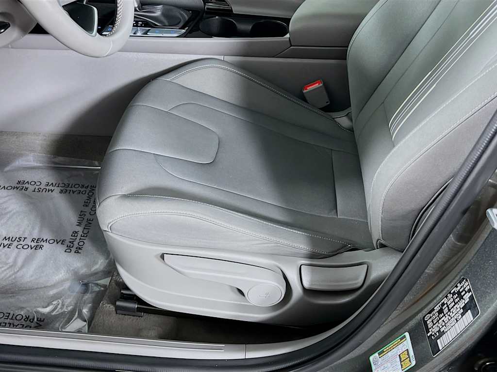 2024 Hyundai Elantra — photo 20