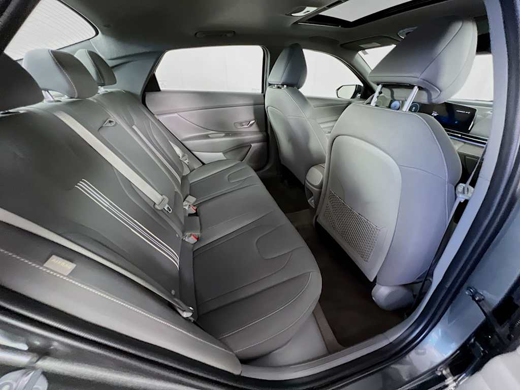 2024 Hyundai Elantra — photo 28