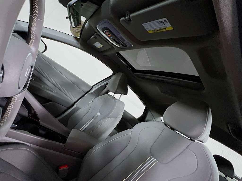 2024 Hyundai Elantra — photo 23