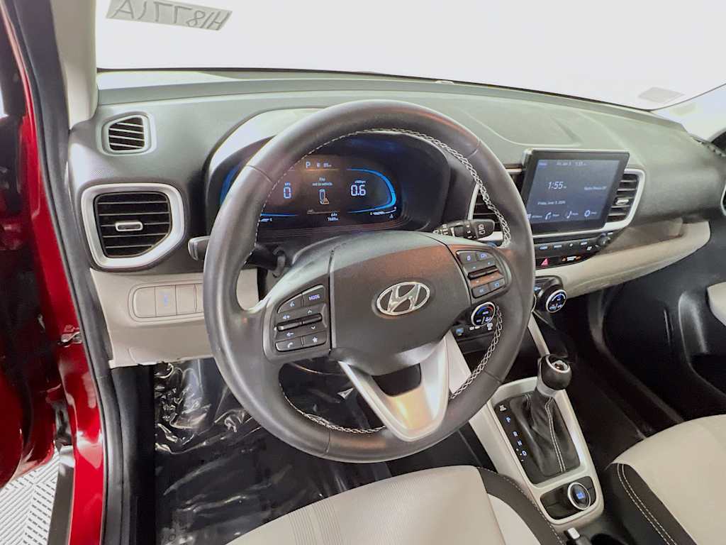 2024 Hyundai Venue — photo 11