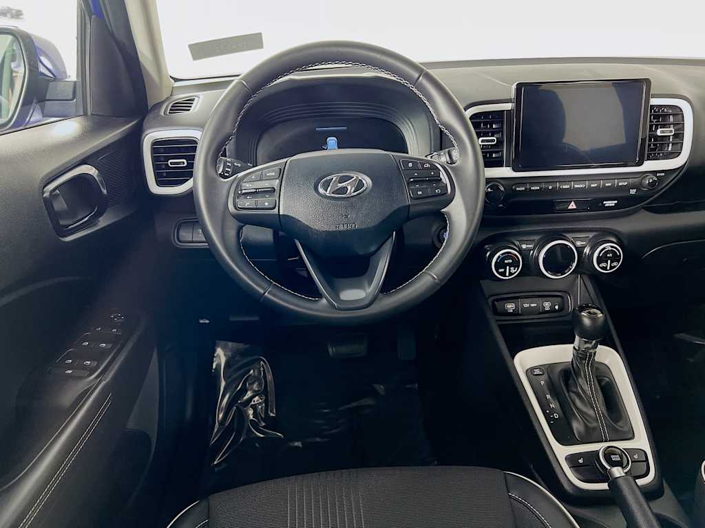 2025 Hyundai Venue — photo 23