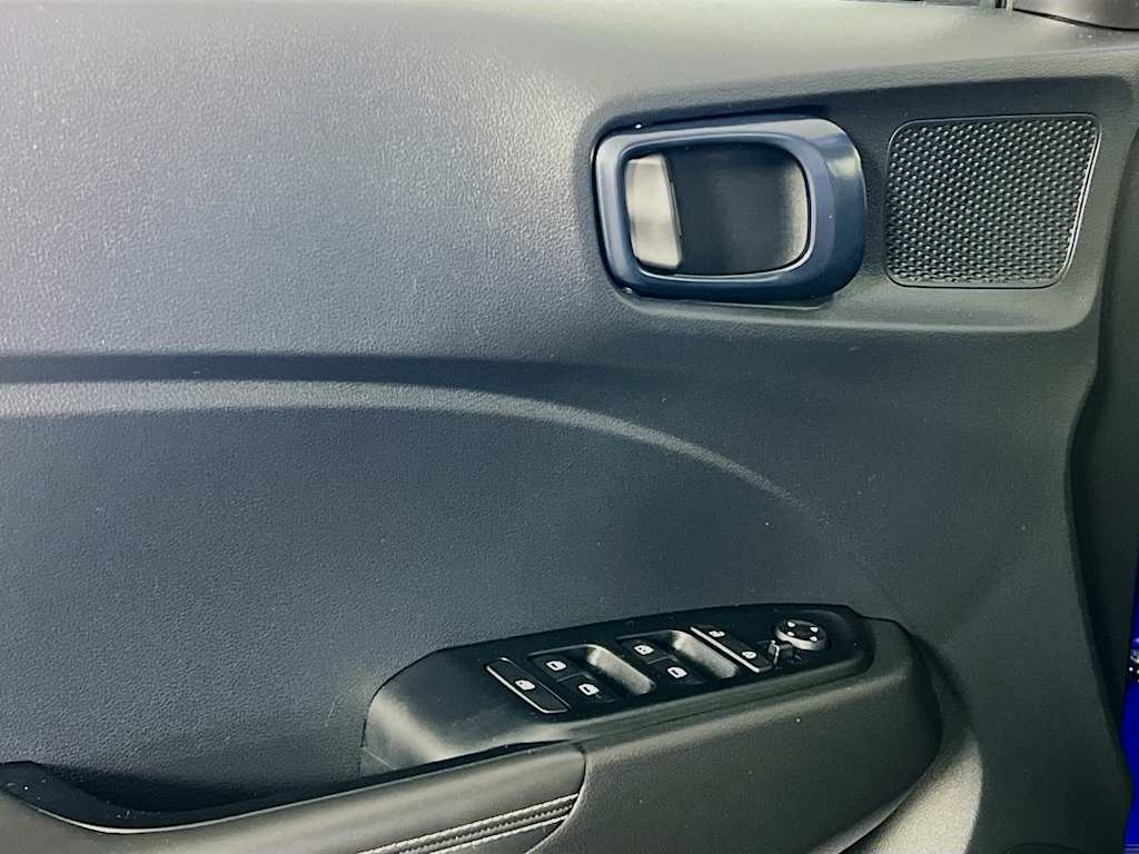 2025 Hyundai Venue — photo 18