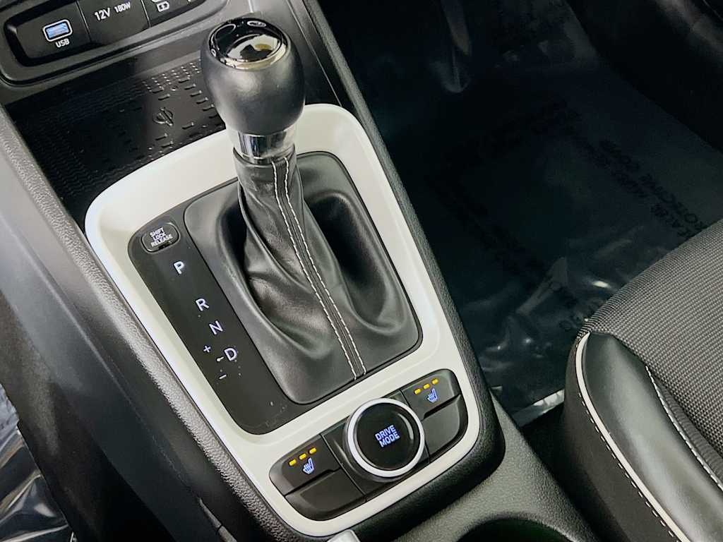 2025 Hyundai Venue — photo 17