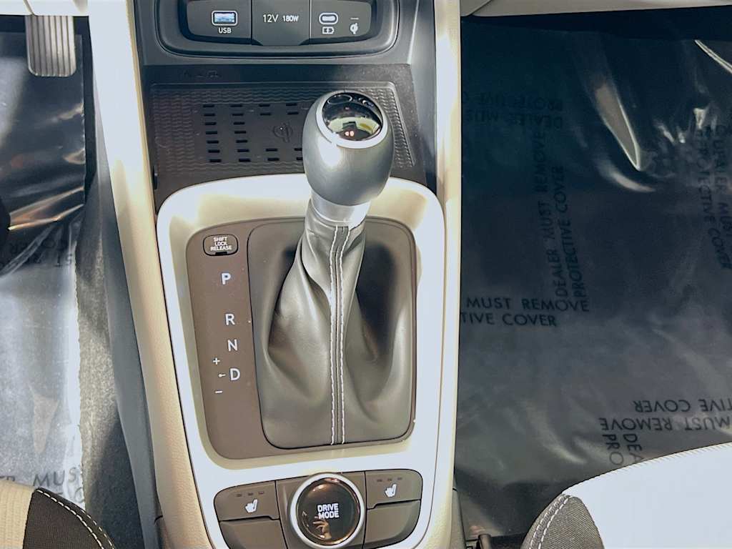 2026 Hyundai Venue — photo 17