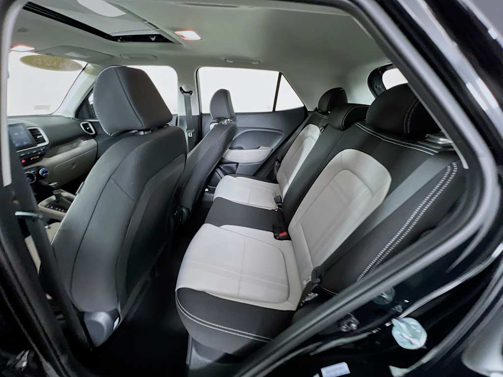 2026 Hyundai Venue — photo 25