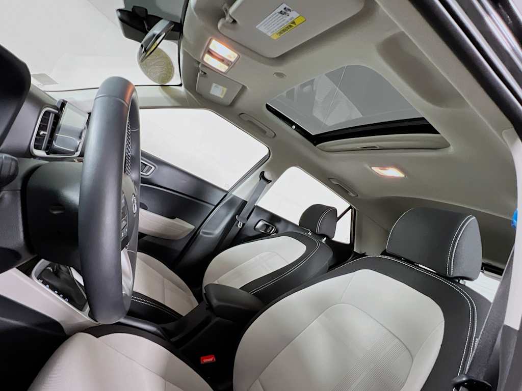 2026 Hyundai Venue — photo 22