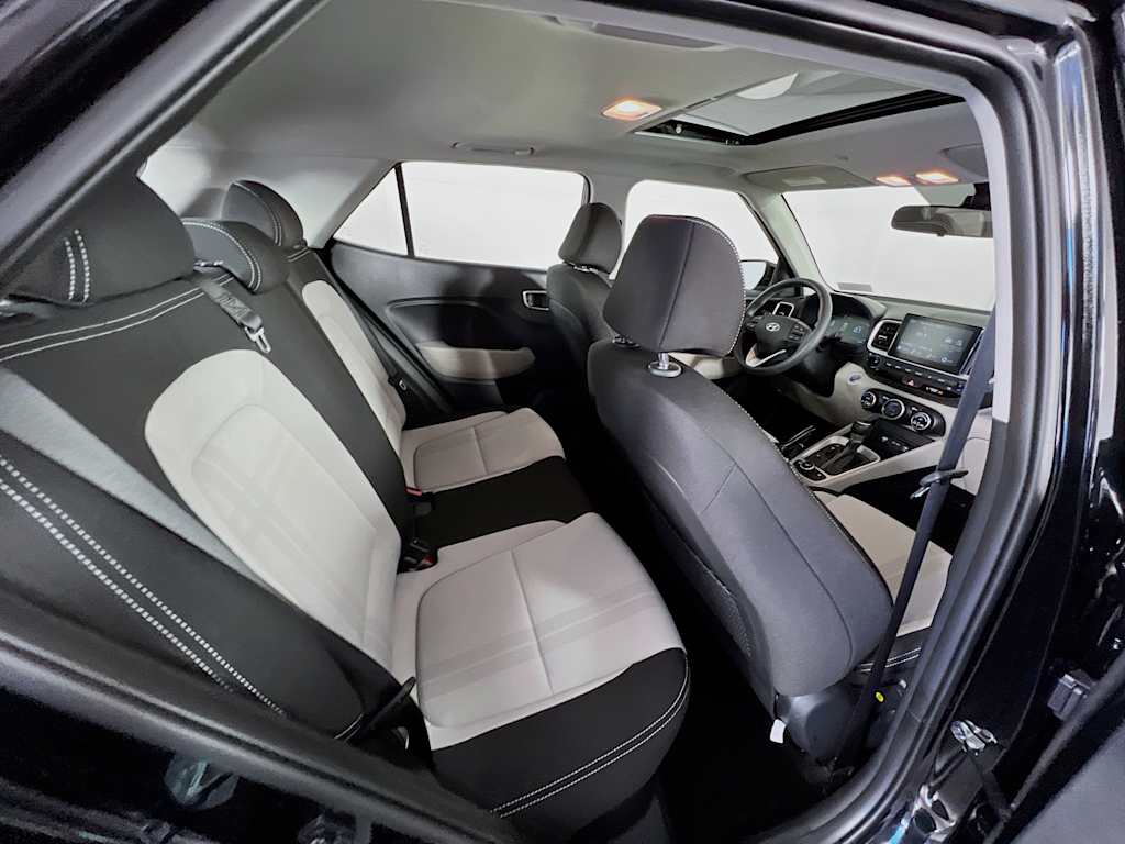 2026 Hyundai Venue — photo 27