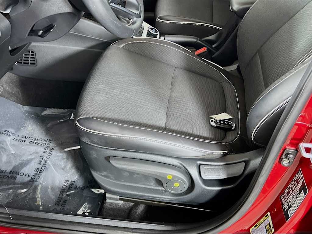 2023 Hyundai Venue — photo 20