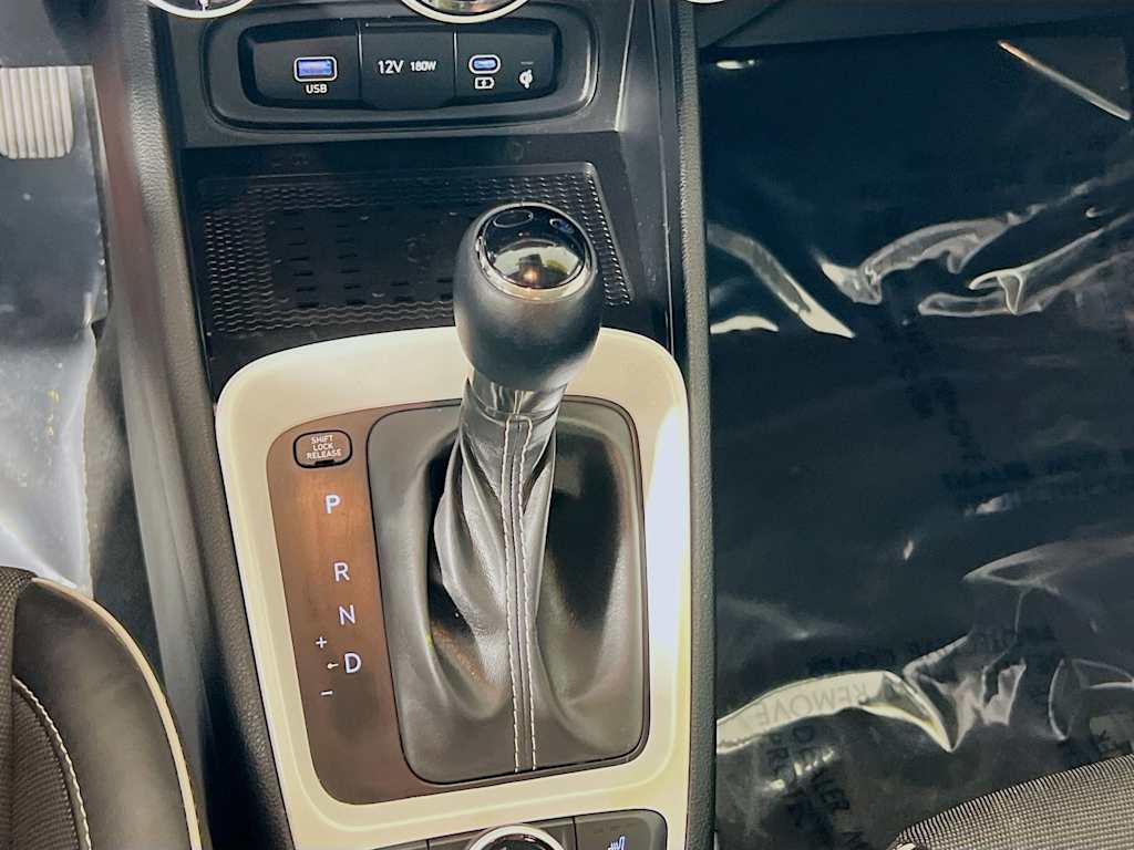 2023 Hyundai Venue — photo 17
