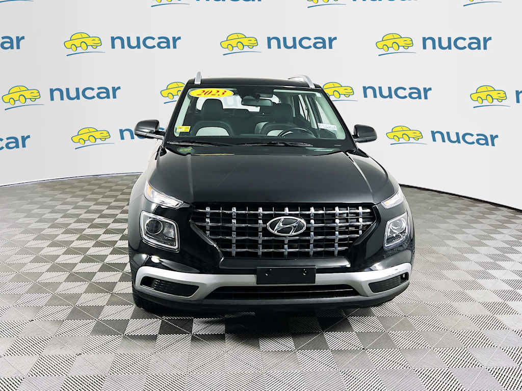 2023 Hyundai Venue — photo 2