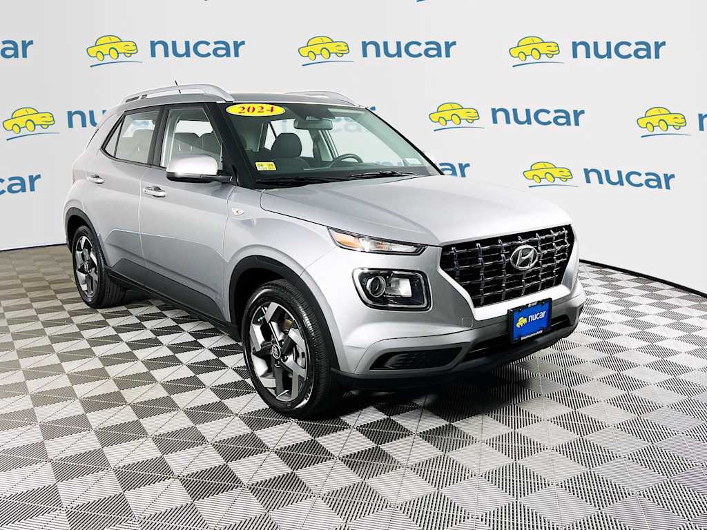 2024 Hyundai Venue — photo 1
