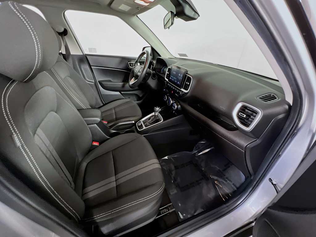 2024 Hyundai Venue — photo 26