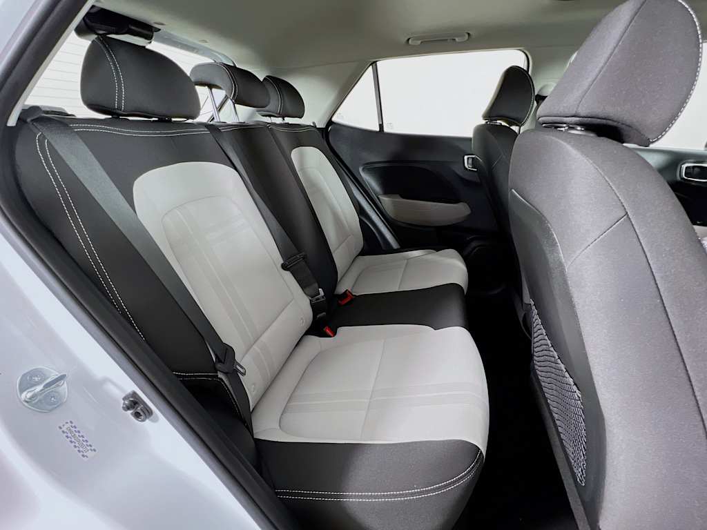 2023 Hyundai Venue — photo 26