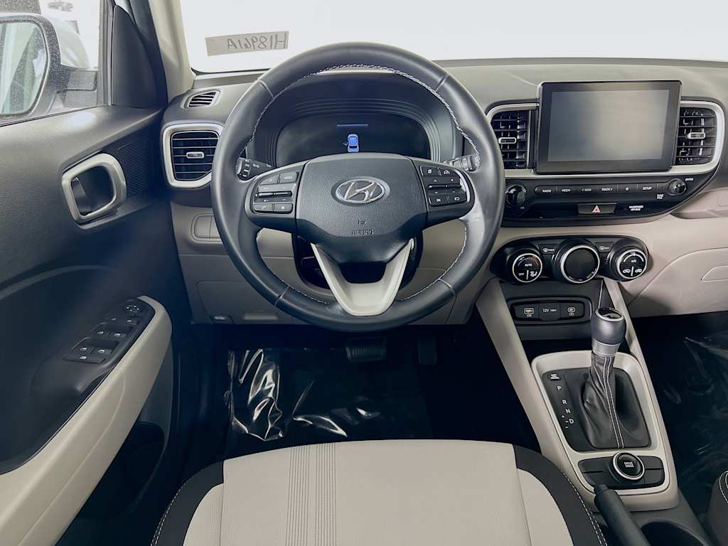 2023 Hyundai Venue — photo 22