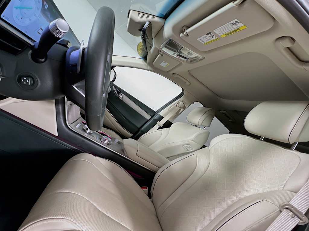 2025 Genesis GV80 — photo 23