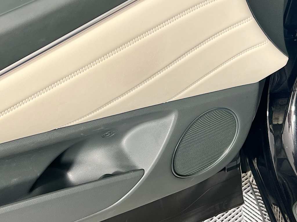 2025 Genesis GV80 — photo 19
