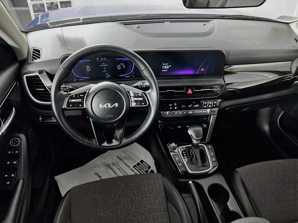 2025 Kia Seltos — photo 22