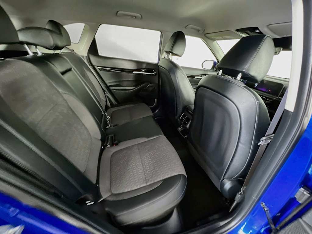 2025 Kia Seltos — photo 26
