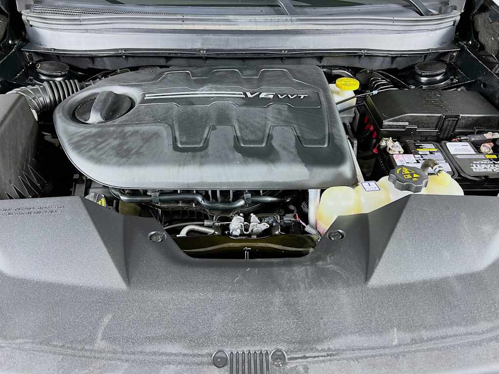 2021 Jeep Cherokee — photo 32