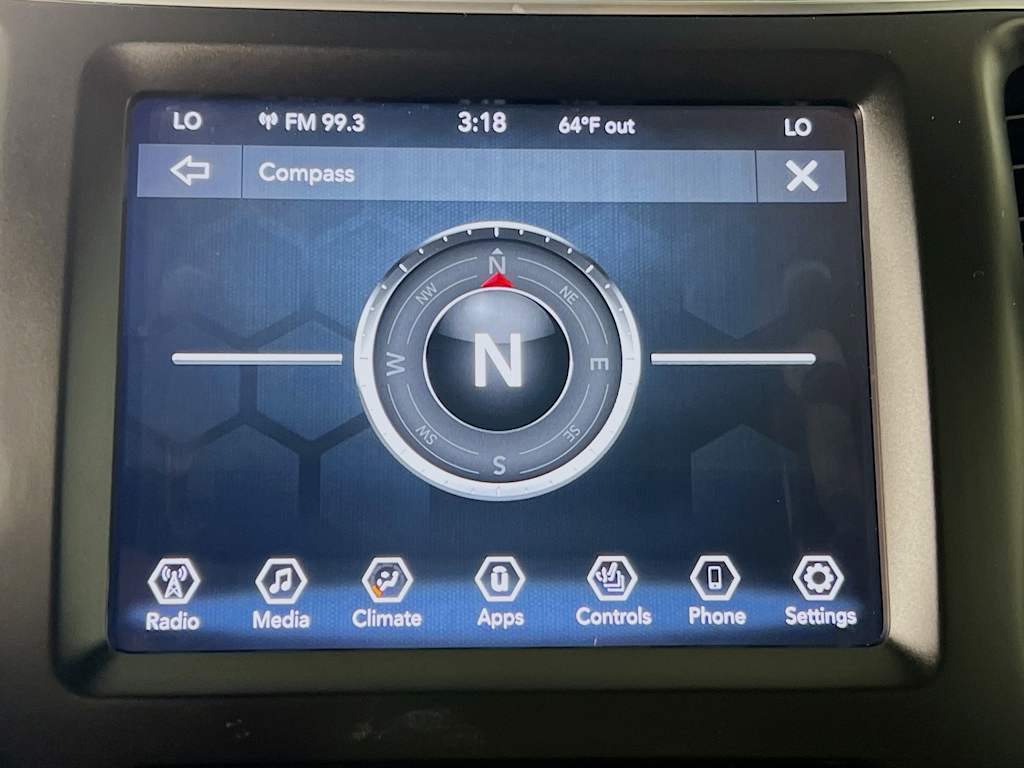 2021 Jeep Cherokee — photo 13