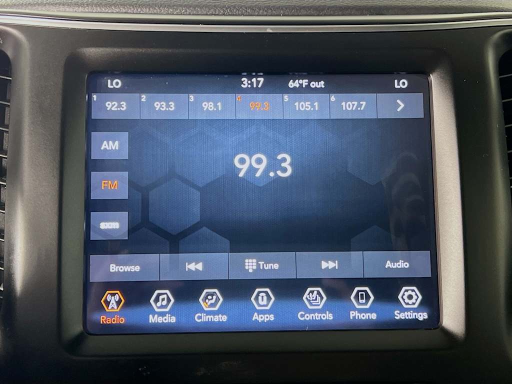 2021 Jeep Cherokee — photo 15