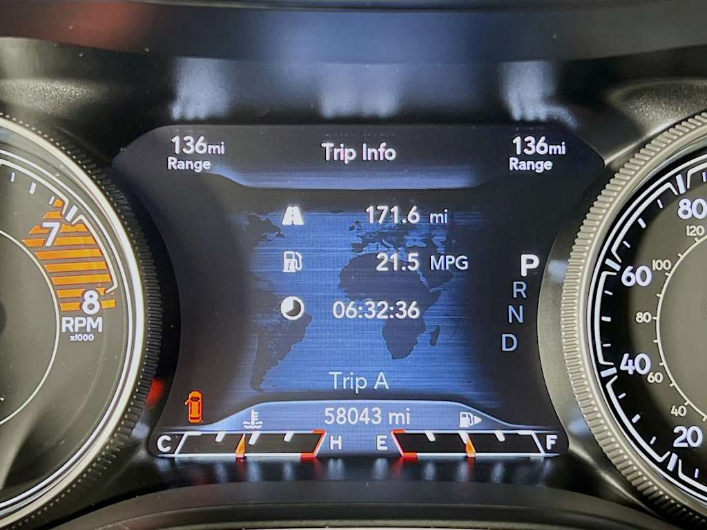 2021 Jeep Cherokee — photo 12