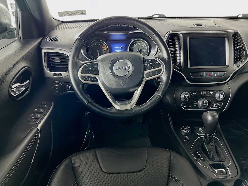 2021 Jeep Cherokee — photo 24