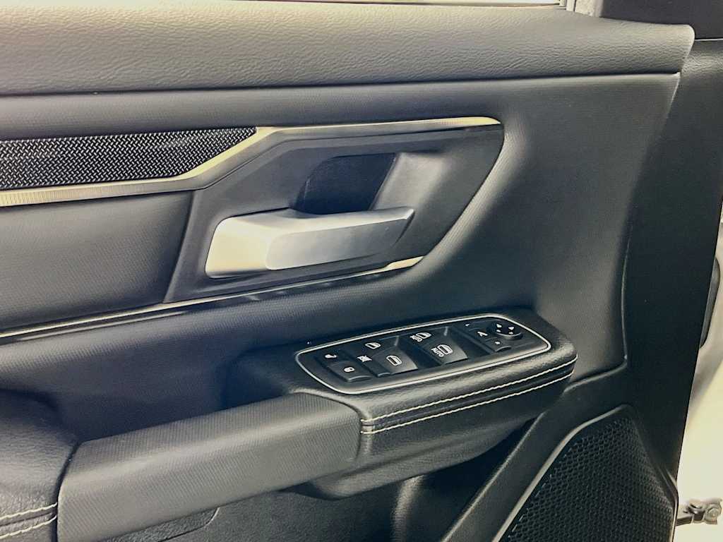 2021 Ram 1500 — photo 18