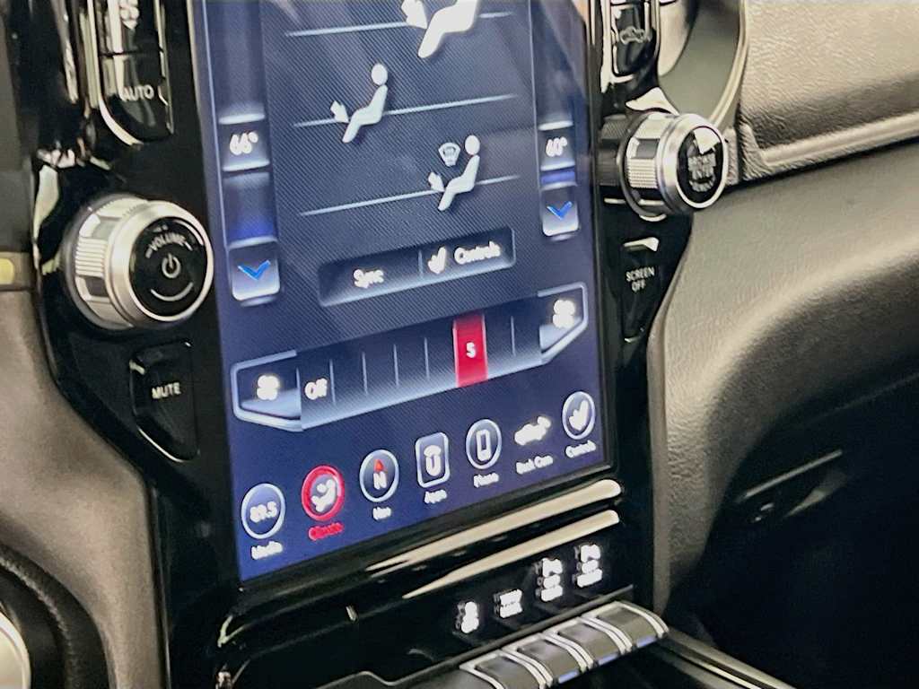 2021 Ram 1500 — photo 21