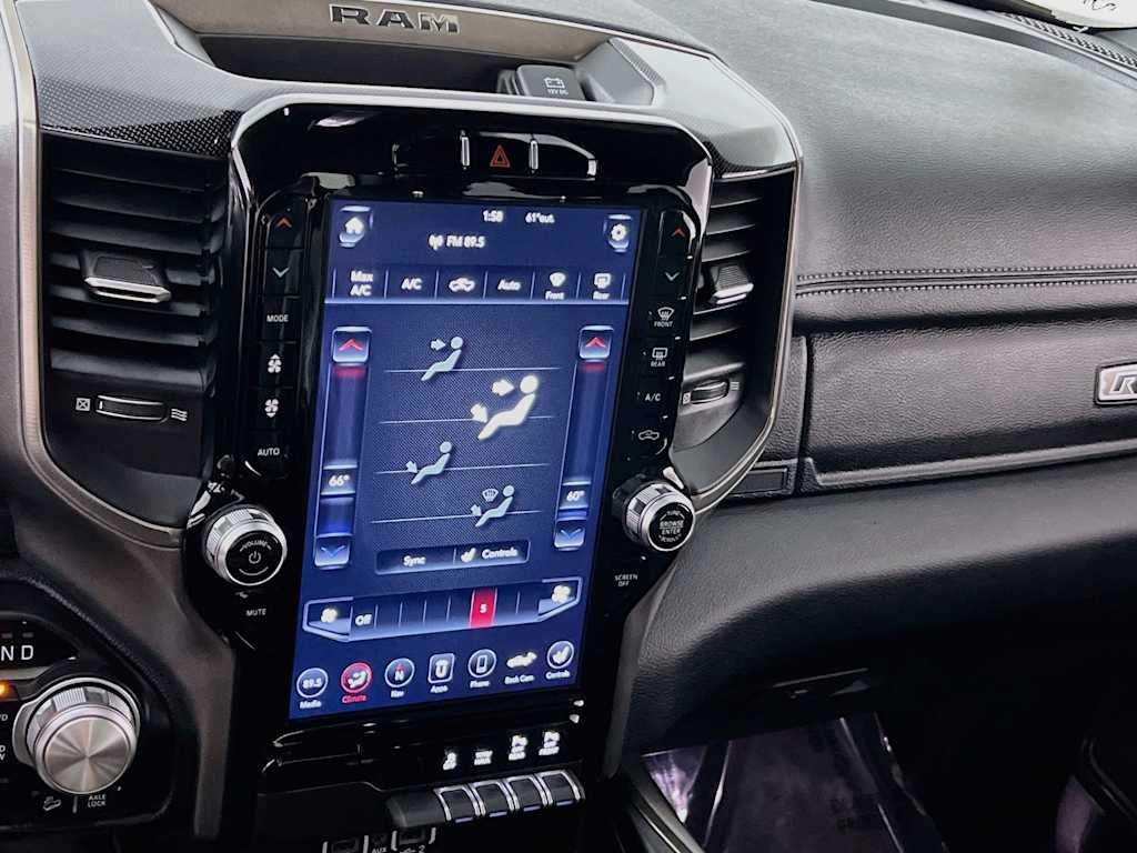 2021 Ram 1500 — photo 15
