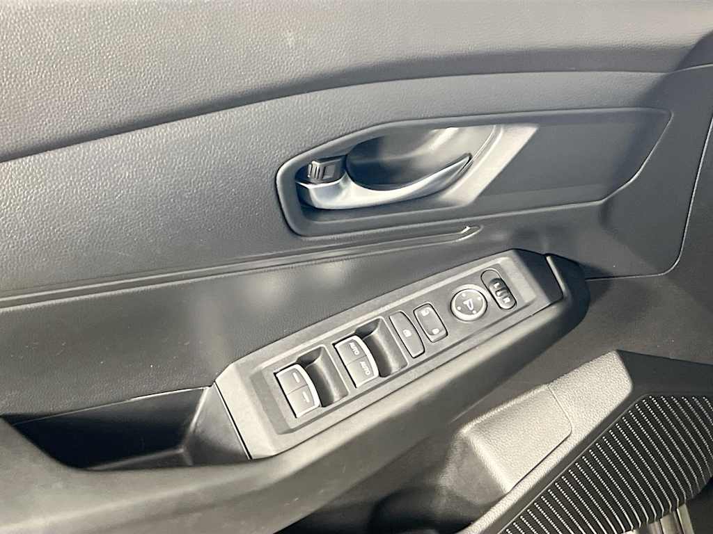 2025 Honda Accord — photo 17