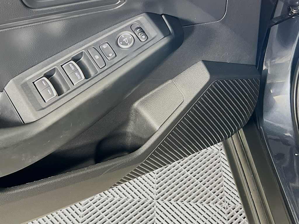2025 Honda Accord — photo 18