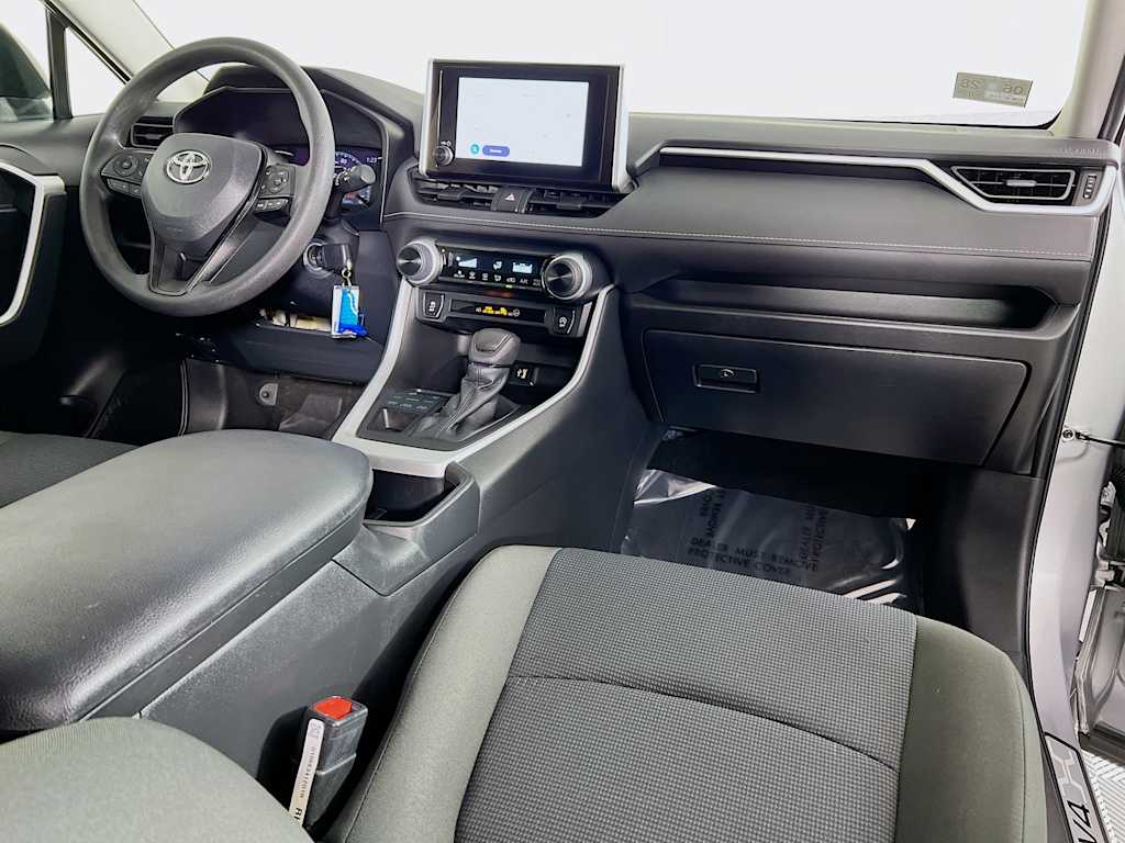2023 Toyota RAV4 — photo 28