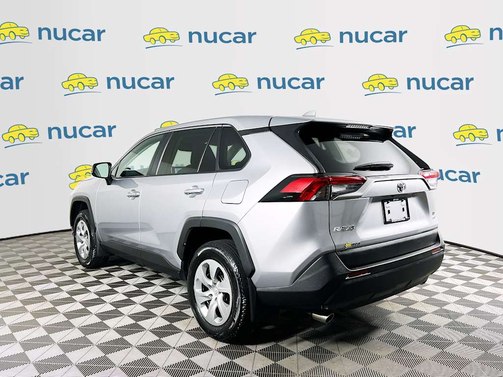 2023 Toyota RAV4 — photo 5
