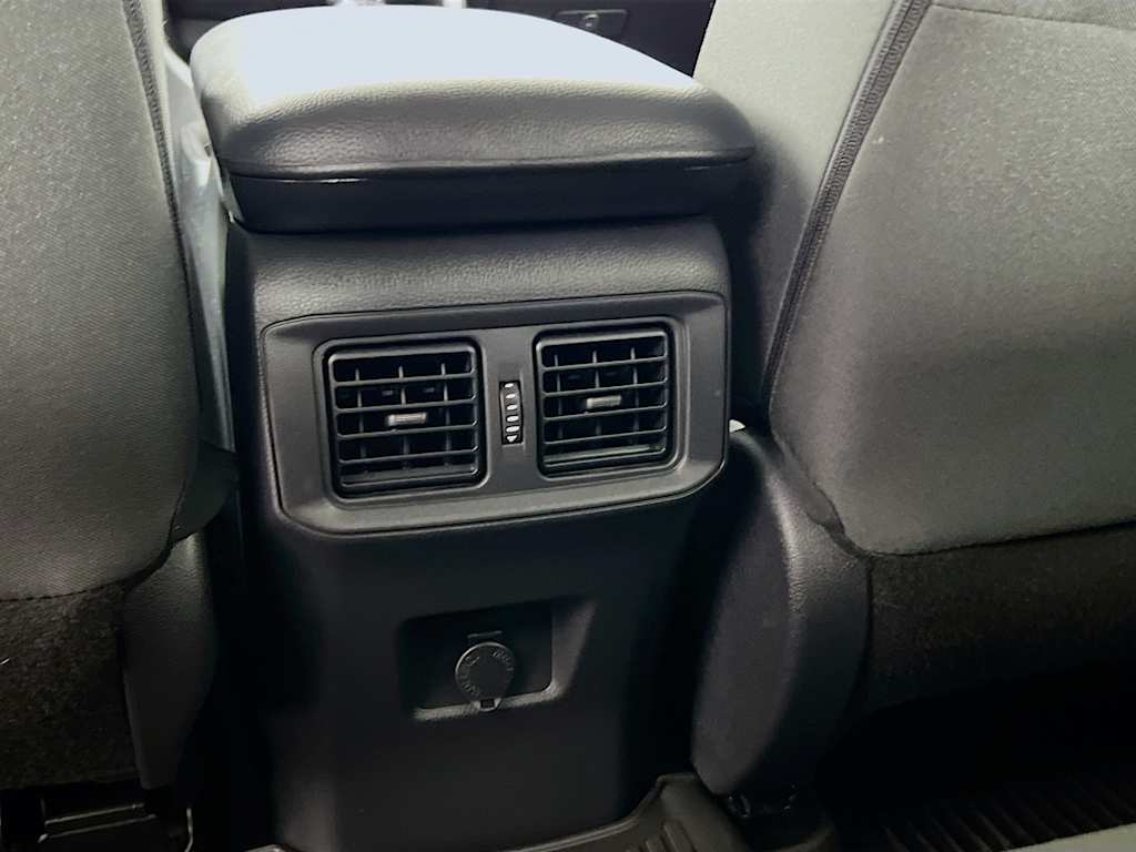 2023 Toyota RAV4 — photo 24