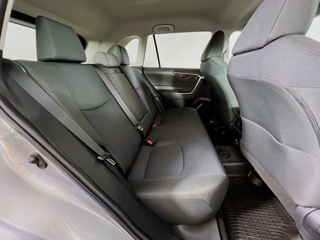 2023 Toyota RAV4 — photo 26