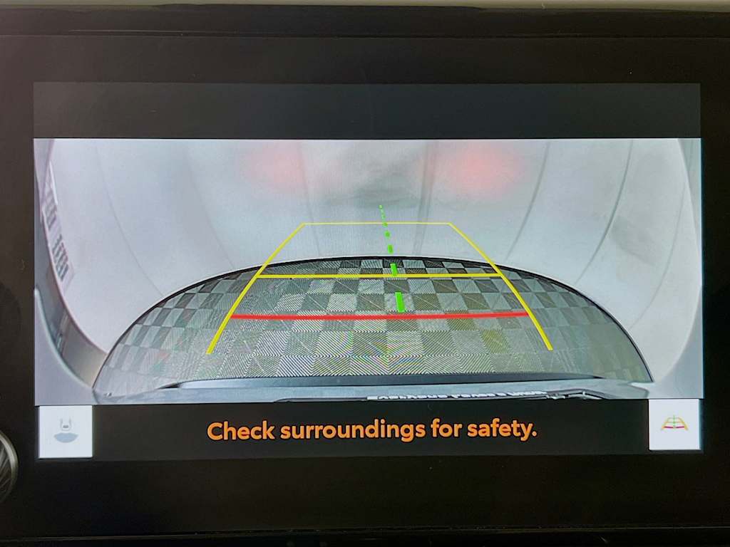 2025 Toyota RAV4 — photo 13