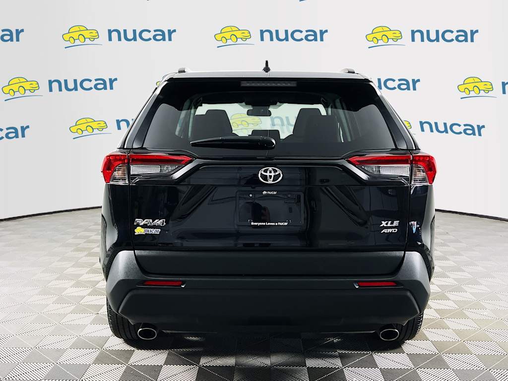 2025 Toyota RAV4 — photo 6