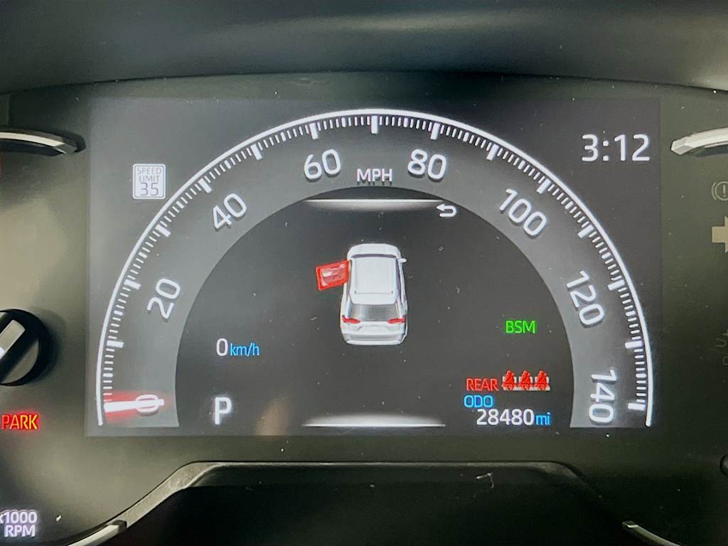 2025 Toyota RAV4 — photo 12