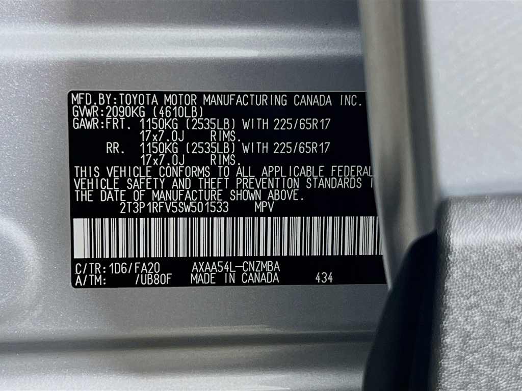 2025 Toyota RAV4 — photo 31