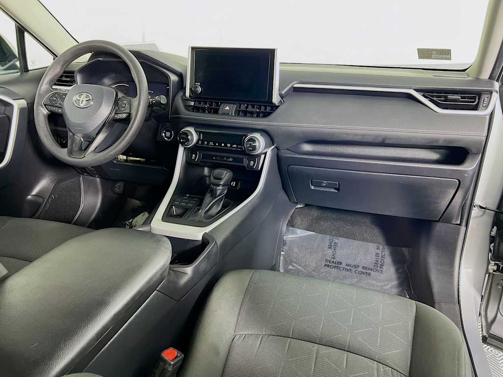 2025 Toyota RAV4 — photo 28