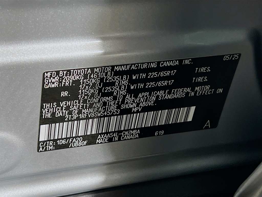 2025 Toyota RAV4 — photo 29