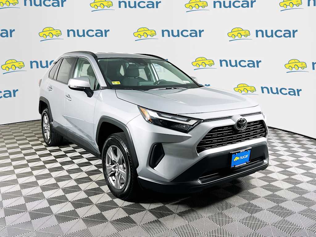 2025 Toyota RAV4 — photo 1