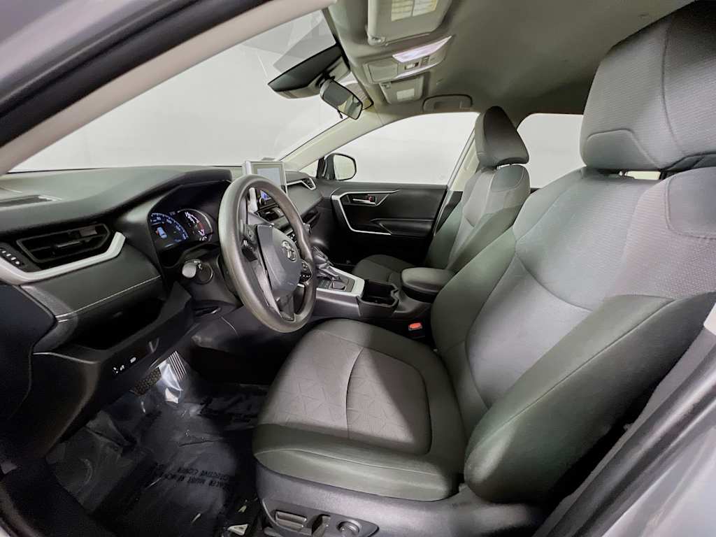 2024 Toyota RAV4 — photo 21