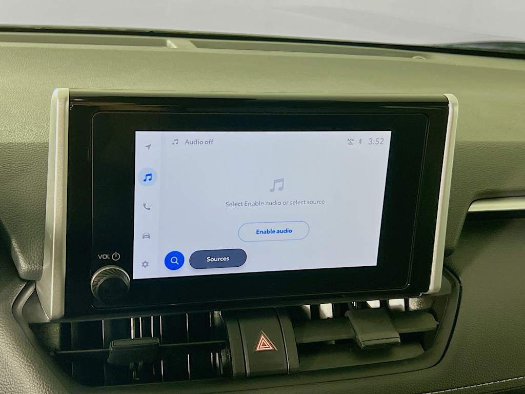 2024 Toyota RAV4 — photo 15