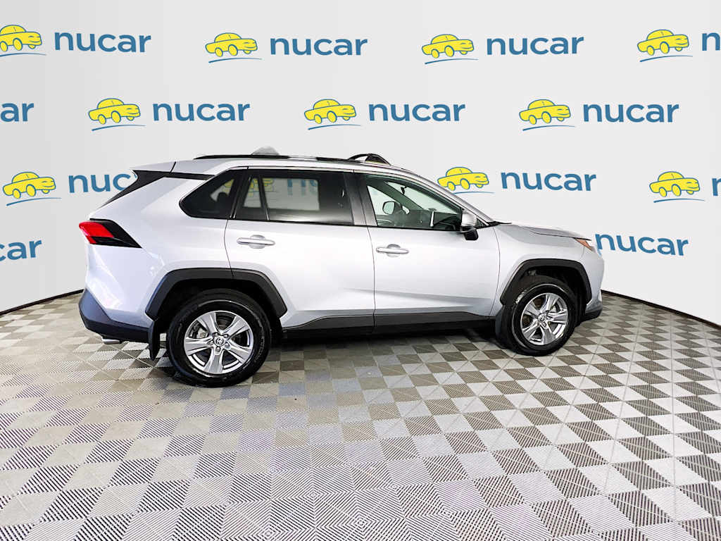 2024 Toyota RAV4 — photo 8