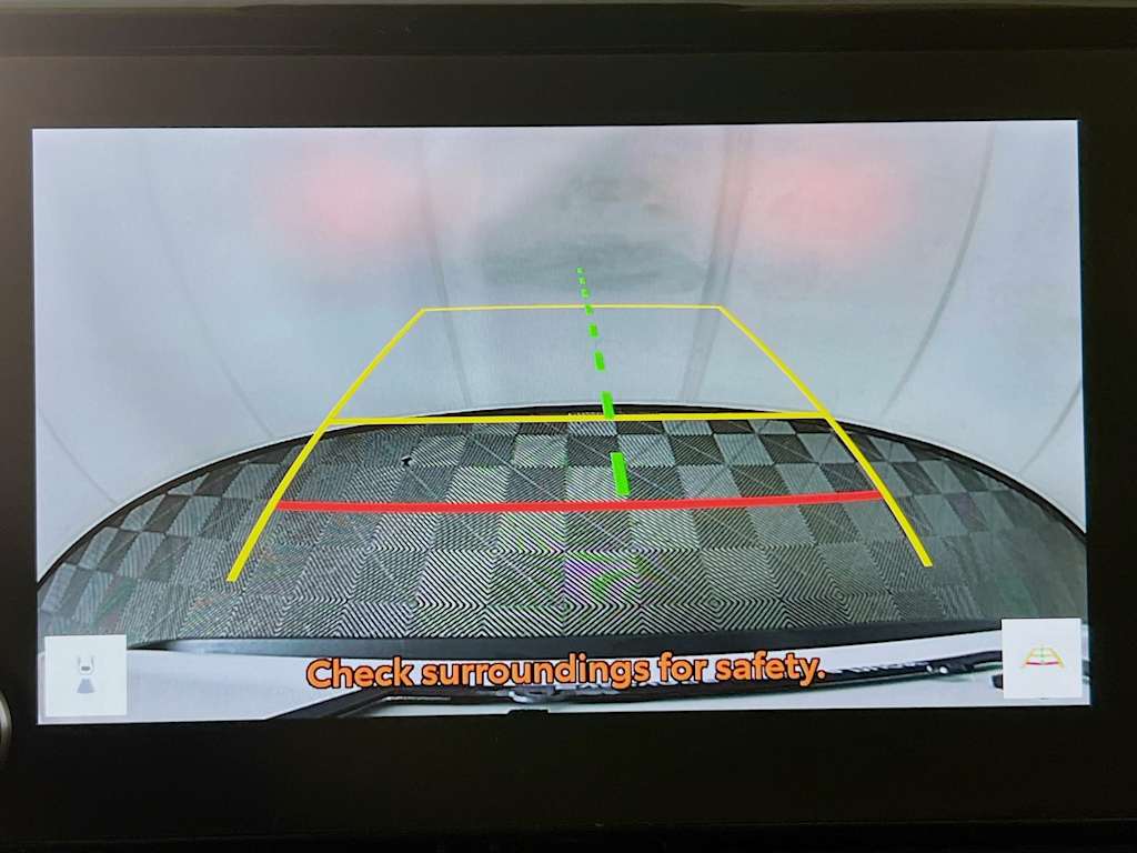 2025 Toyota RAV4 — photo 13
