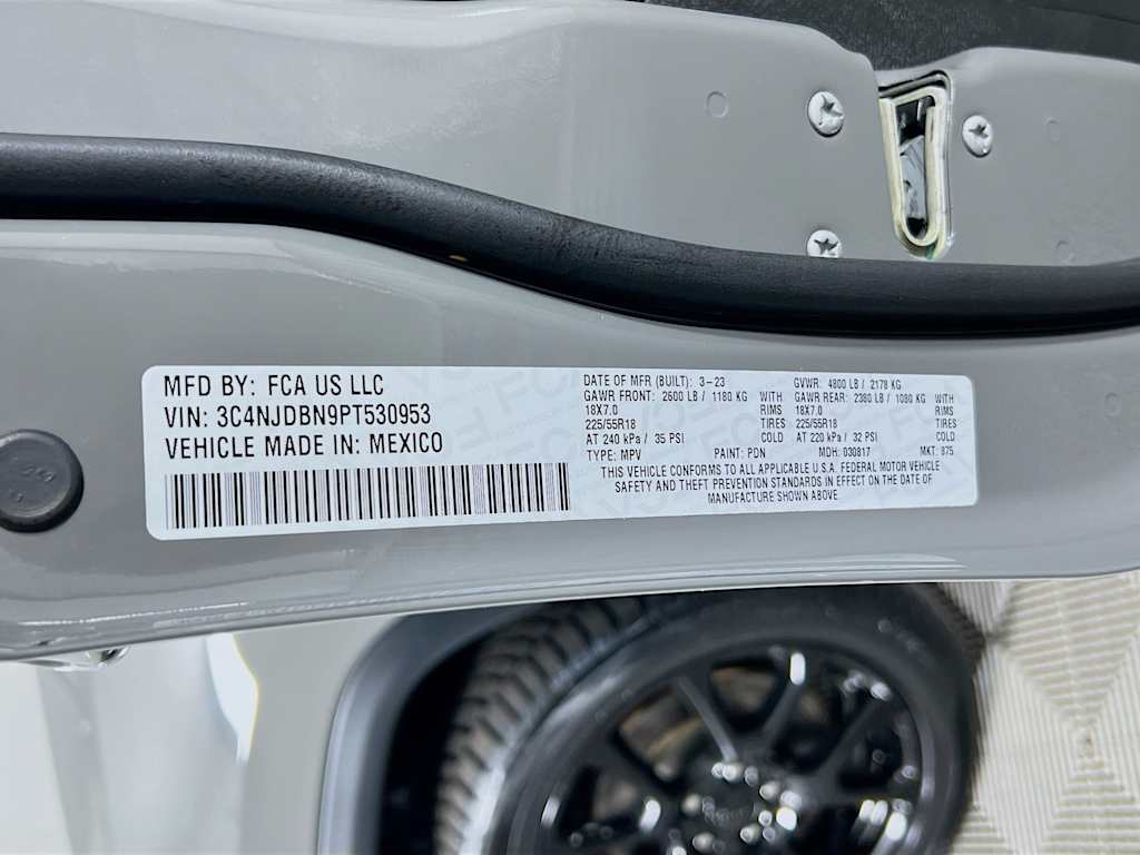 2023 Jeep Compass — photo 20