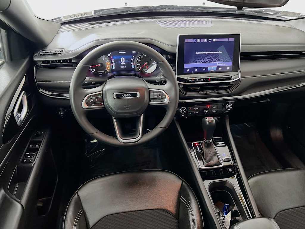 2023 Jeep Compass — photo 22